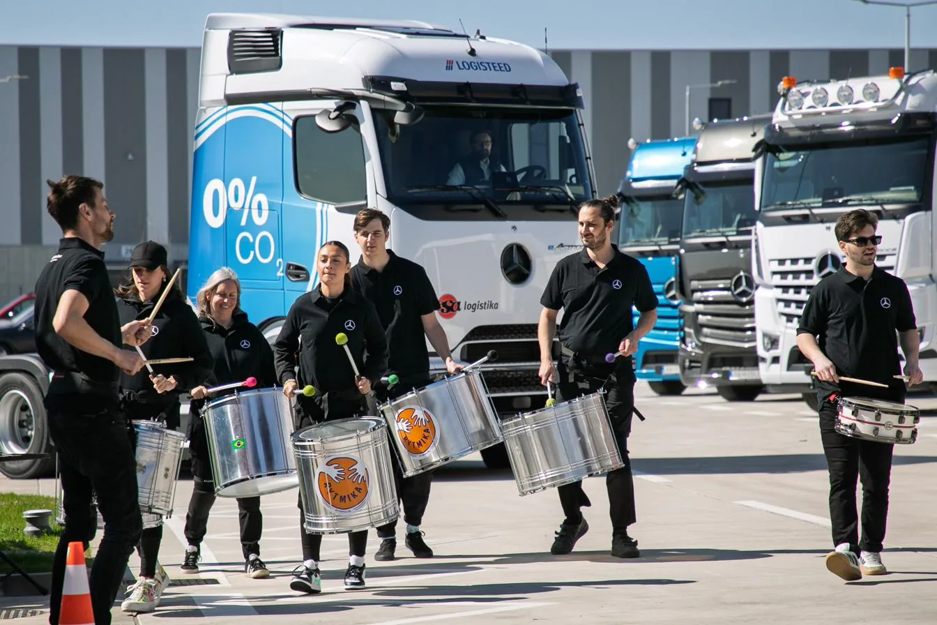 Fotografia z firemného podujatia — hostia a program, Bratislava